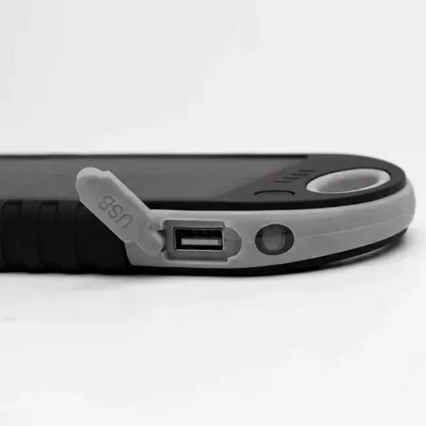 batterie-de-secours-solaire-renforcee-anti-chocs-10-000mah (4).webp