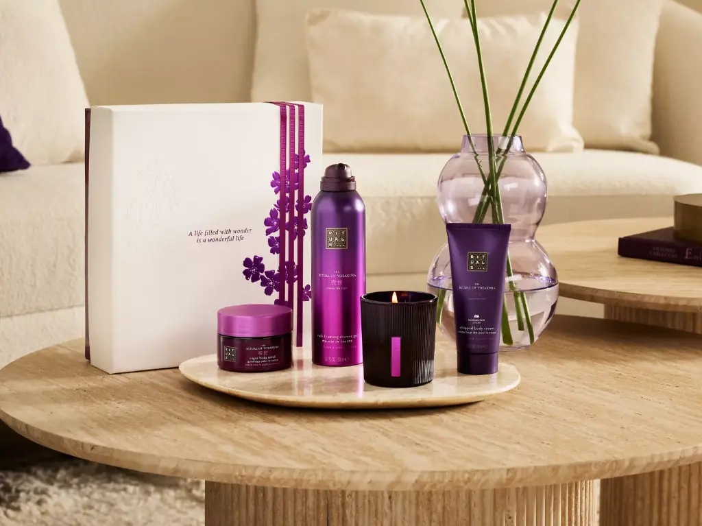 1120314-rituals-q425276-yozakura-2025-gift-set-m_4-by-3.webp